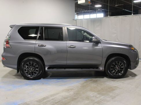 Used 2022 Lexus GX 460 Premium w/ Premium Plus Package AWD/4WD image 19