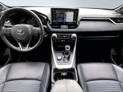 Used 2020 Toyota RAV4 XSE image 16