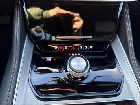 New 2026 Jeep Grand Wagoneer L 4WD image 21