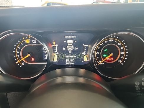 Used 2021 Jeep Wrangler Unlimited Sport image 30