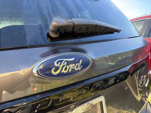 Used 2017 Ford Explorer Sport w/ Equipment Group 401A image 19