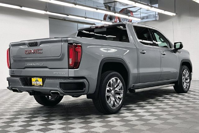 Used 2023 GMC Sierra 1500 Denali w/ Denali Reserve Package AWD/4WD image 14
