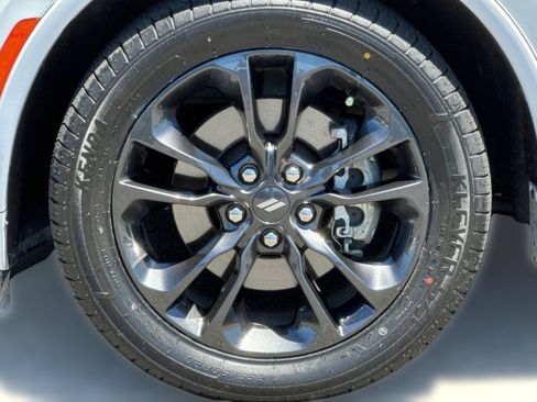 Used 2022 Dodge Durango GT w/ Blacktop Package RWD image 11