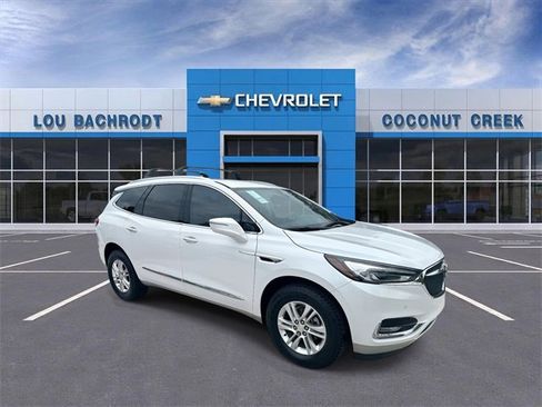 Used 2020 Buick Enclave Premium image 2