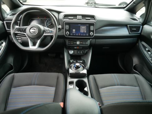 Certified 2023 Nissan Leaf SV Plus FWD image 10