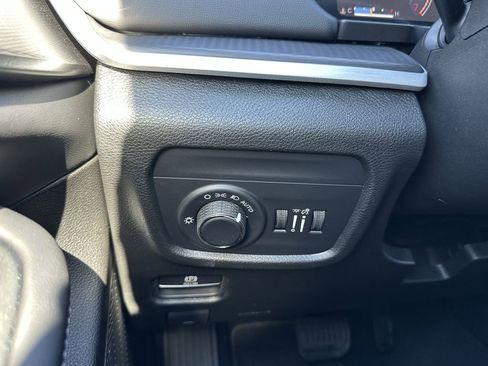New 2025 Jeep Grand Cherokee L Altitude AWD/4WD image 23