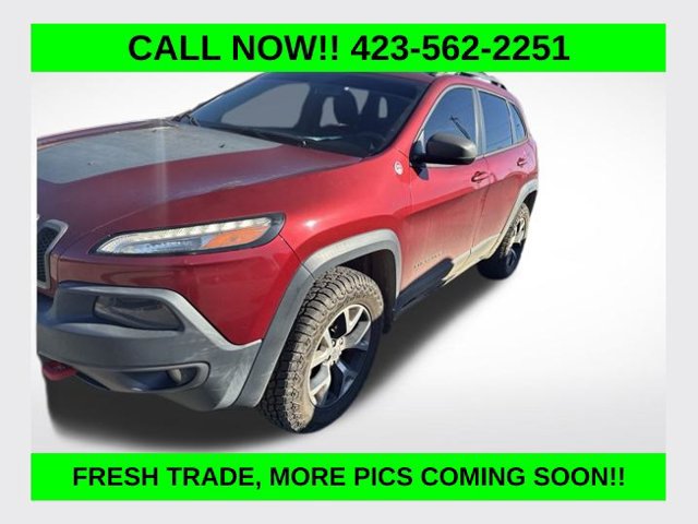 Used 2014 Jeep Cherokee Trailhawk w/ Leather Interior Group AWD/4WD image 1