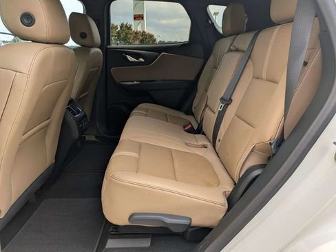 Used 2023 Chevrolet Blazer Premier FWD image 15