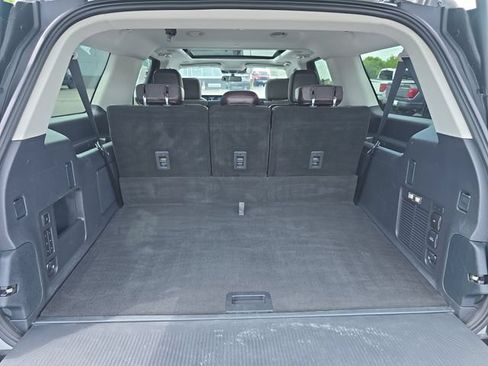 Certified 2025 Ford Expedition Max Platinum w/ Platinum Ultimate Package AWD/4WD image 33