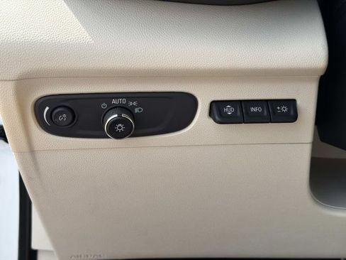 Used 2023 Buick Envision Avenir FWD image 27