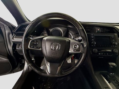 Used 2018 Honda Civic Sport image 13