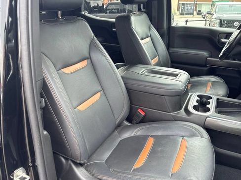 Used 2021 GMC Sierra 1500 AT4 w/ AT4 Value Package AWD/4WD image 11