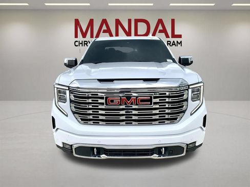 Used 2024 GMC Sierra 1500 Denali w/ Denali Reserve Package AWD/4WD image 2
