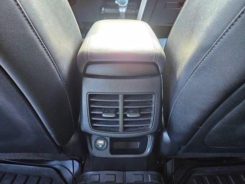 Used 2021 Kia Seltos SX w/ SX Sunroof Package AWD/4WD image 11