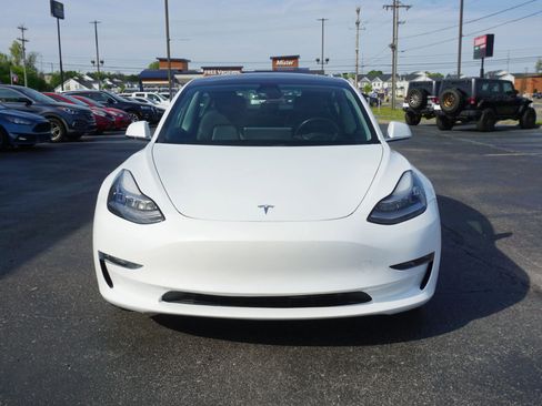 Used 2019 Tesla Model 3 Long Range image 2