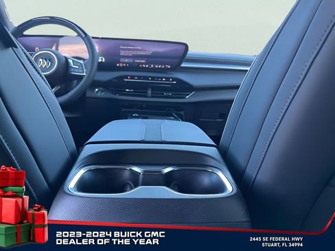 New 2025 Buick Enclave Sport Touring w/ Super Cruise Package image 34