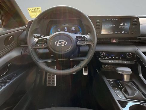 Used 2026 Hyundai Elantra SEL Sport Premium w/ Cargo Package FWD image 7