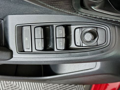 Used 2023 Subaru Crosstrek 2.0i image 15