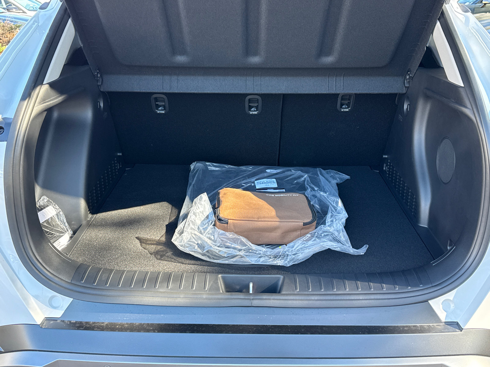 New 2026 Hyundai Kona Limited FWD image 19