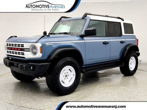 Used 2025 Ford Bronco Heritage Edition image 1