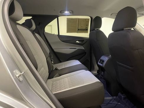 Used 2023 Chevrolet Equinox LS w/ LS Convenience Package FWD image 22