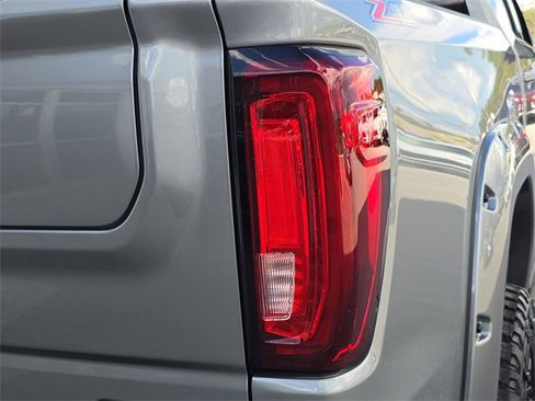 New 2026 GMC Sierra 1500 AT4 w/ Technology Package image 10