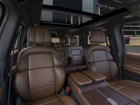 New 2026 Lincoln Navigator L Reserve AWD/4WD image 56