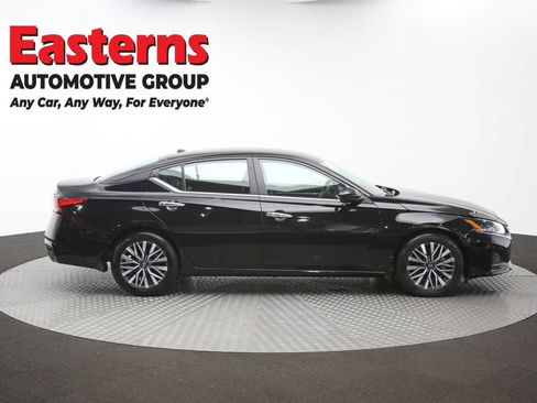 Used 2023 Nissan Altima 2.5 SV FWD image 44
