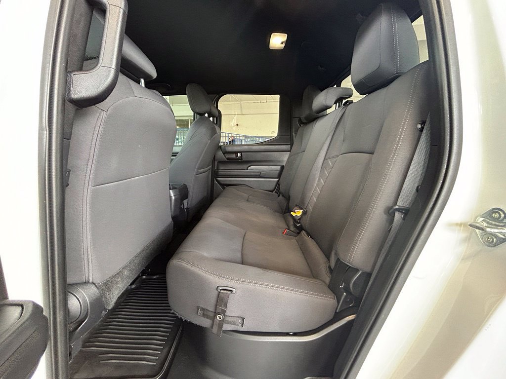 Used 2024 Toyota Tacoma SR5 w/ SR5 Upgrade Package AWD/4WD image 31