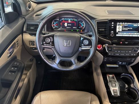 Used 2022 Honda Pilot Elite image 16