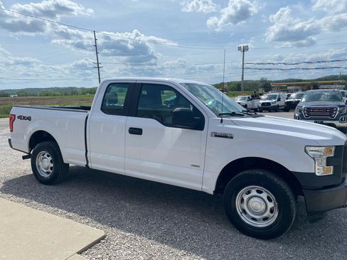 Used 2015 Ford F150 XL image 2
