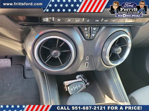 Used 2023 Chevrolet Blazer LT image 9