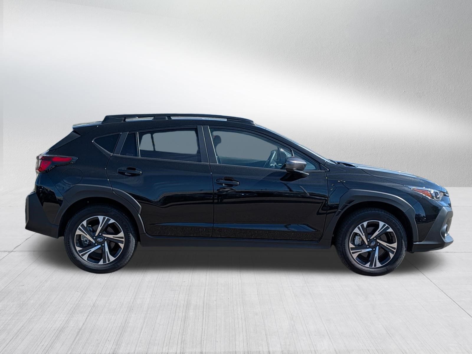 Certified 2025 Subaru Crosstrek 2.5i Premium AWD/4WD image 8