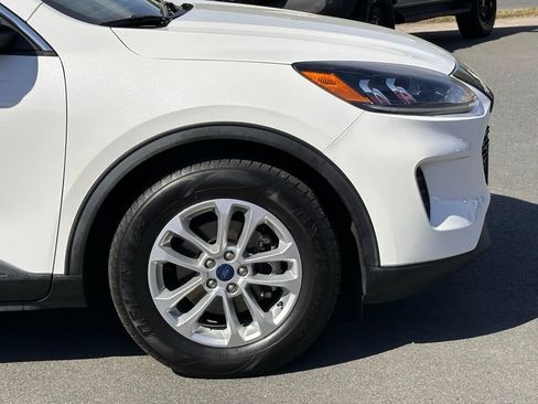 Used 2022 Ford Escape SE w/ Convenience Package image 44