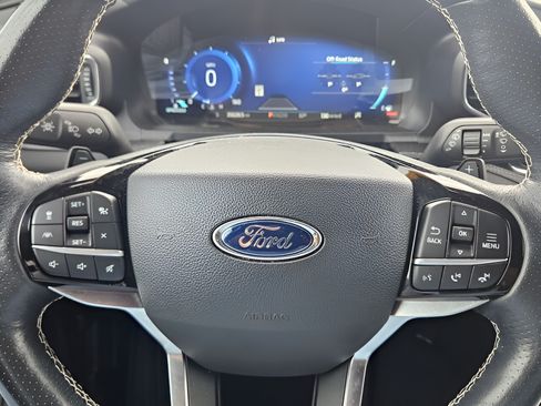 Used 2022 Ford Explorer ST w/ ST Street Pack RWD image 23