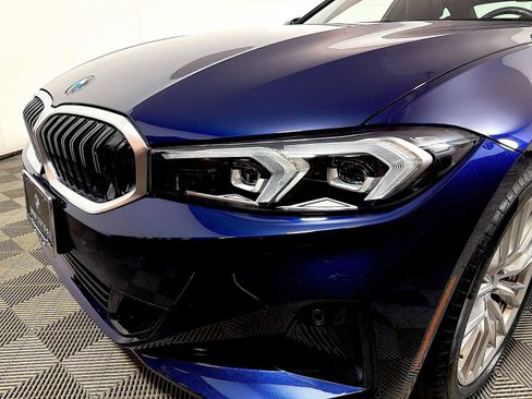 Certified 2023 BMW 330i xDrive 330i xDrive w/ Driving Assistance Package image 27