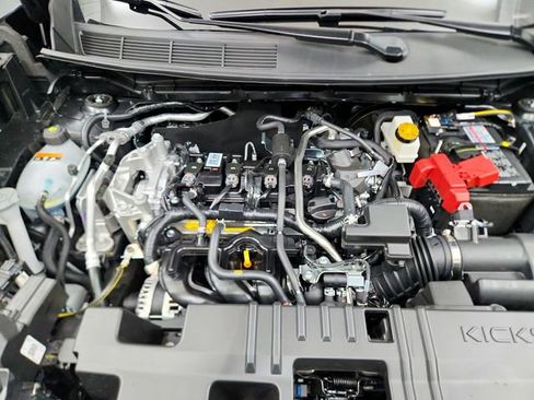 New 2026 Nissan Kicks SV image 17