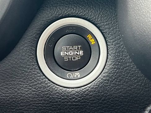 Used 2019 RAM 1500 Big Horn AWD/4WD image 10