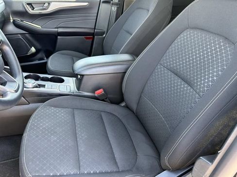 Certified 2025 Ford Escape Active FWD image 19