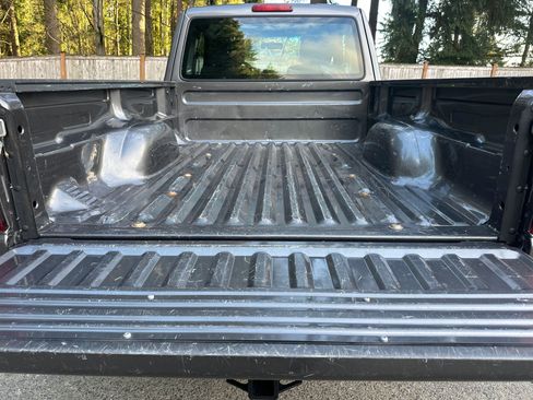 Used 2011 Ford Ranger XLT image 14