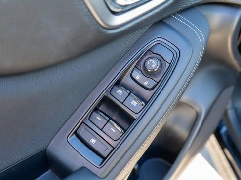 Used 2021 Subaru Forester Premium image 20