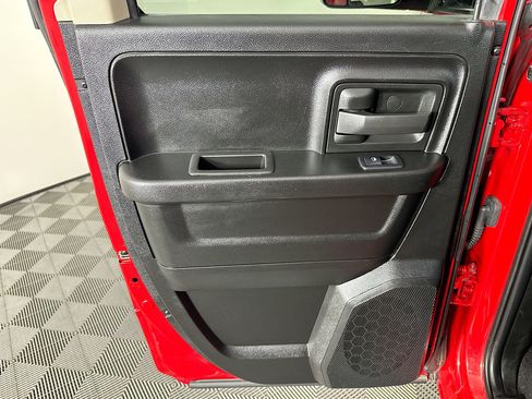 Used 2023 RAM 1500 Express w/ Wheel & Sound Group image 24