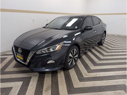 Used 2021 Nissan Altima 2.5 SV