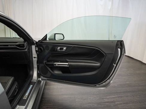 Used 2024 Ford Mustang GT Premium RWD image 17