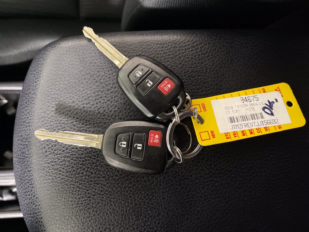 Certified 2018 Toyota RAV4 LE w/ Carpet Mat Package FWD image 24