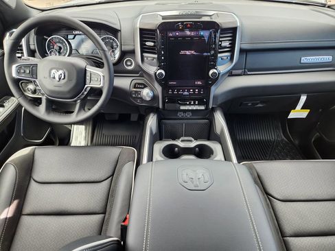 New 2026 RAM 1500 Laramie AWD/4WD image 28