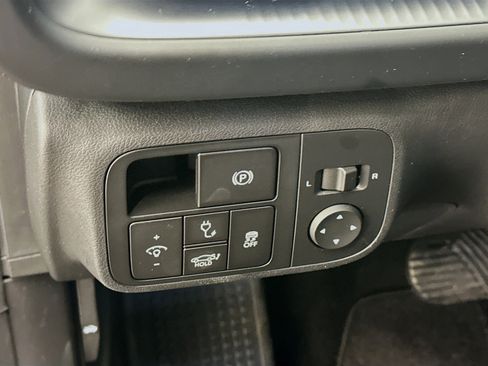 Used 2023 Hyundai Ioniq 6 SEL image 17