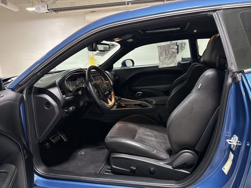 Used 2020 Dodge Challenger R/T Scat Pack RWD image 20