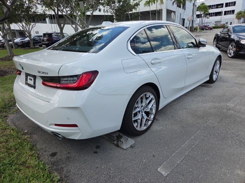 Used 2025 BMW 330i Sedan RWD image 5