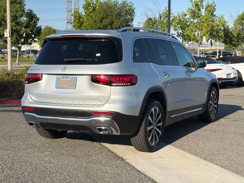 Used 2022 Mercedes-Benz GLB 250 image 8